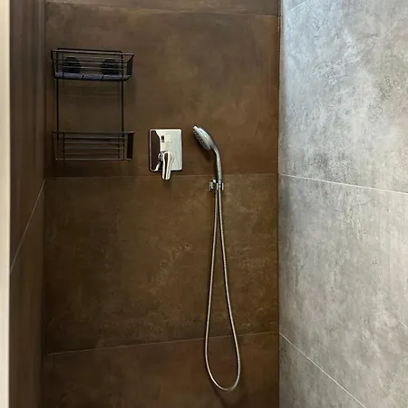 Nela * Pavčina Lehota