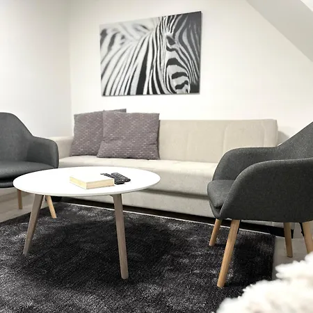 Nela Appartement *